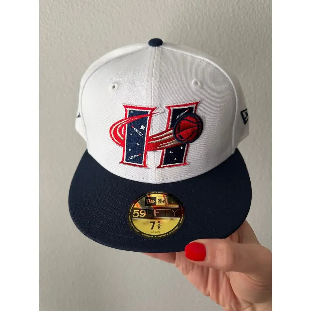 New Era 59FIFTY Houston Comets WNBA Fitted Hat White Navy Space Logo 7 5/8 NWT